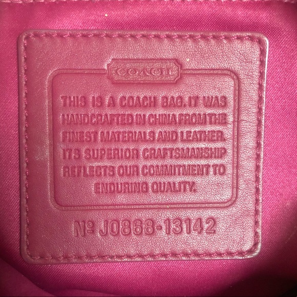 Vintage Coach city tote, pink on blush ‘C’ print - Picture 3 of 5
